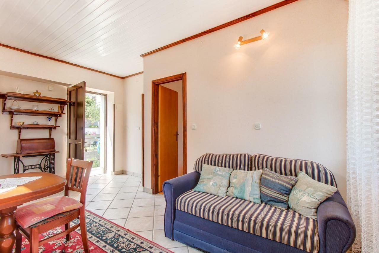 Apartment Danilo Mali Losinj Bagian luar foto